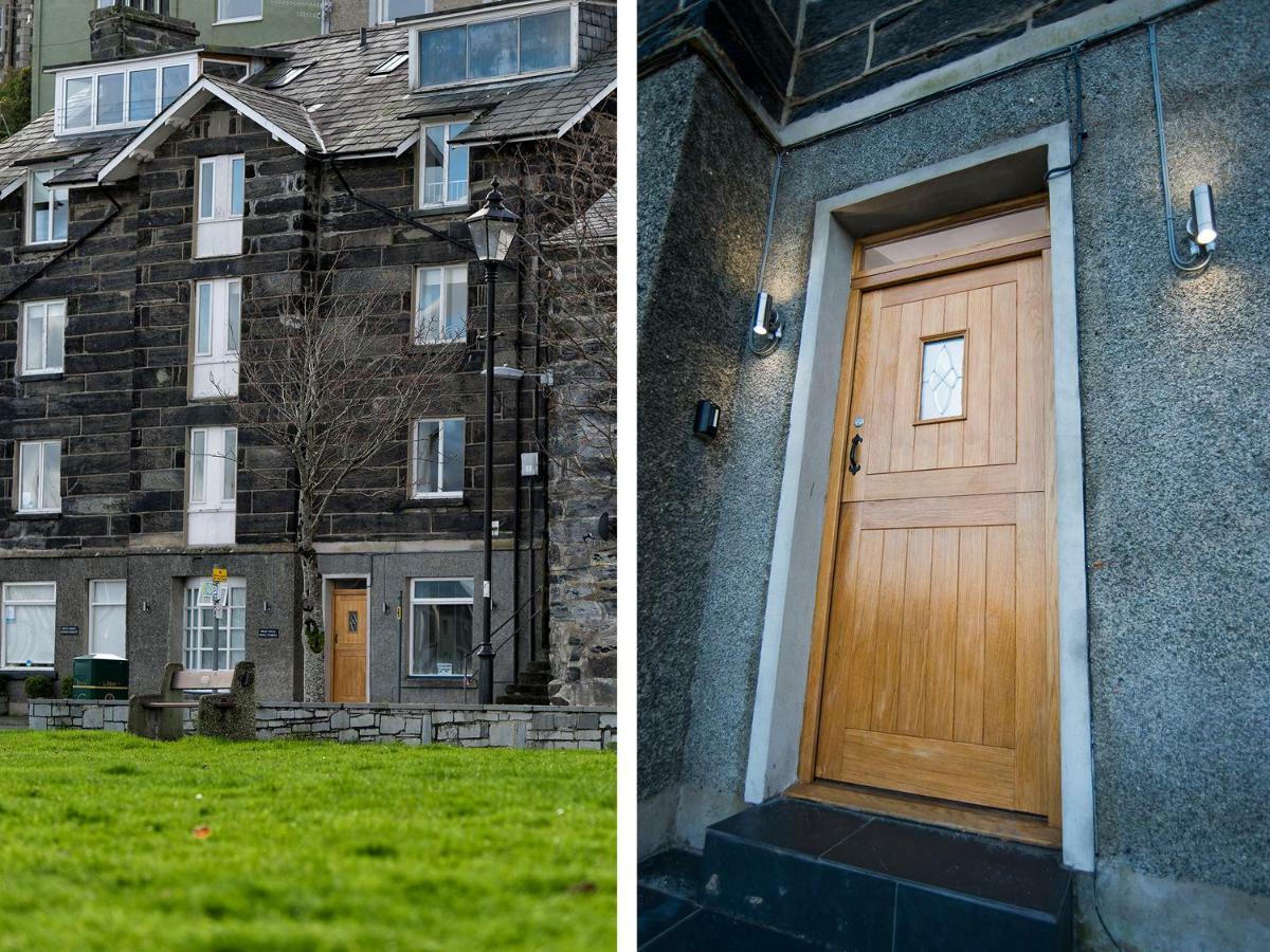 The Captain'S Bank Porthmadog Exterior foto
